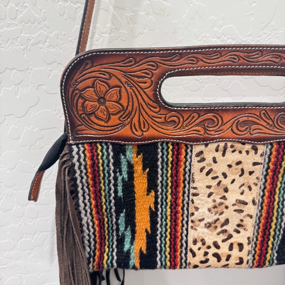 Rafter T Ranch Co Tooled Leather Should Bag Purse Southwestern Aztec Fringed - Picture 3 of 10